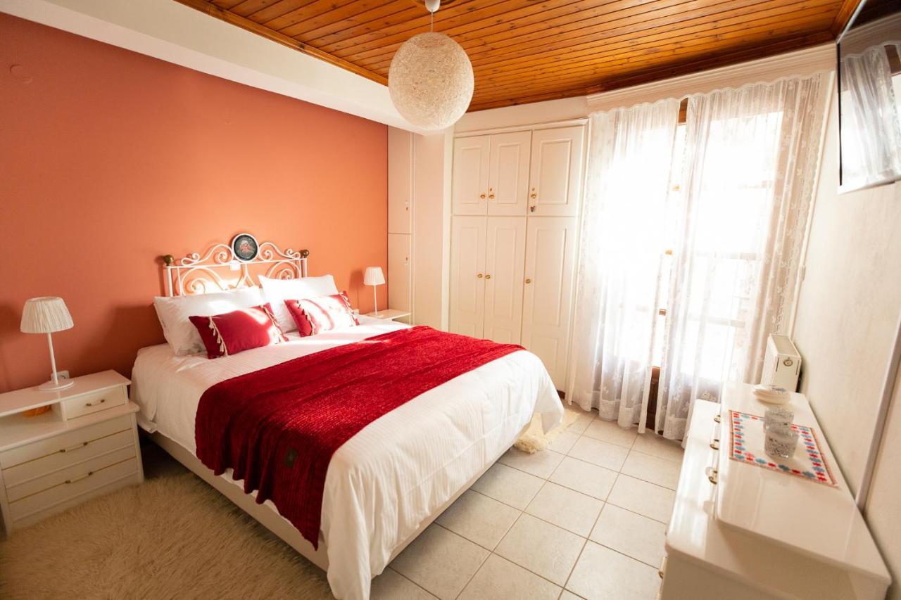 Apartment Kouros Delphi Exterior photo